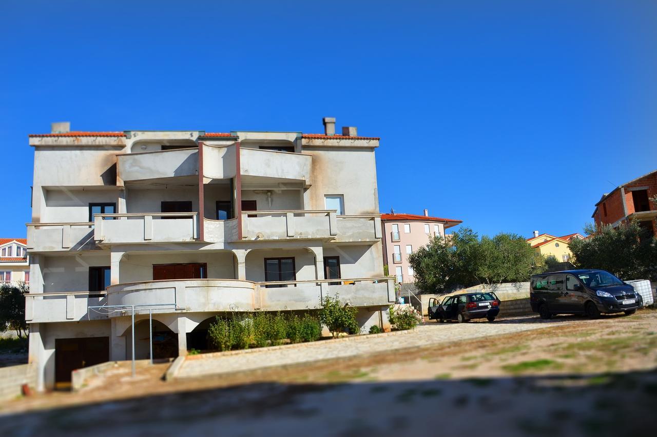 Apartments Summersong Novalja Exteriér fotografie